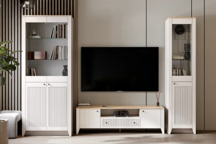 Шкаф-витрина двухдверный Валенсия 